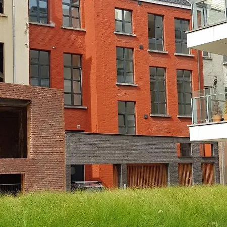 Trendy Near Center Апартаменти Гент